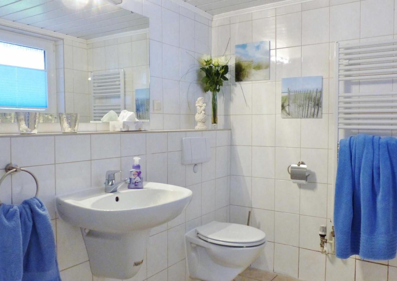 Ferienhaus Am Schmachter See Остзебад Бинц Екстериор снимка